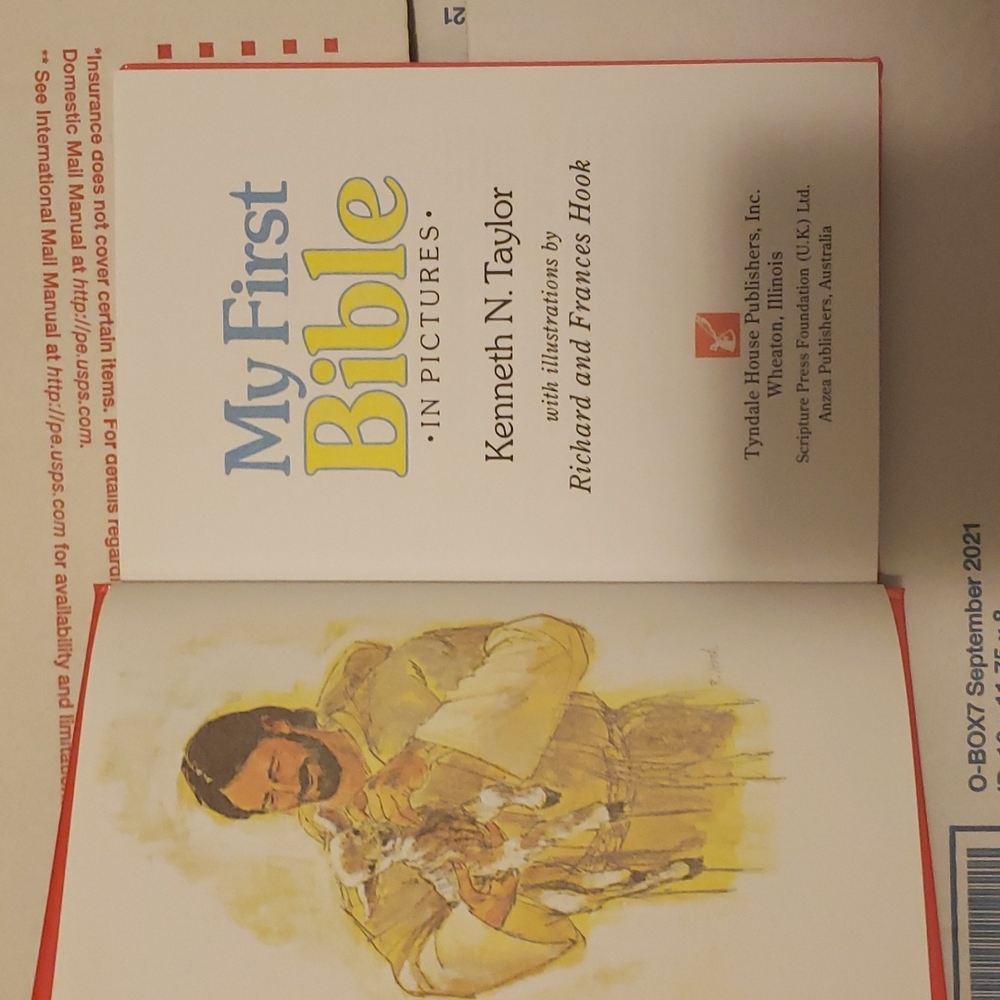 My First Bible In Pictures By Kenneth N. Taylor Hardcover Book - Picture 4 of 10